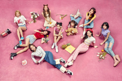 TWICE2018SG
